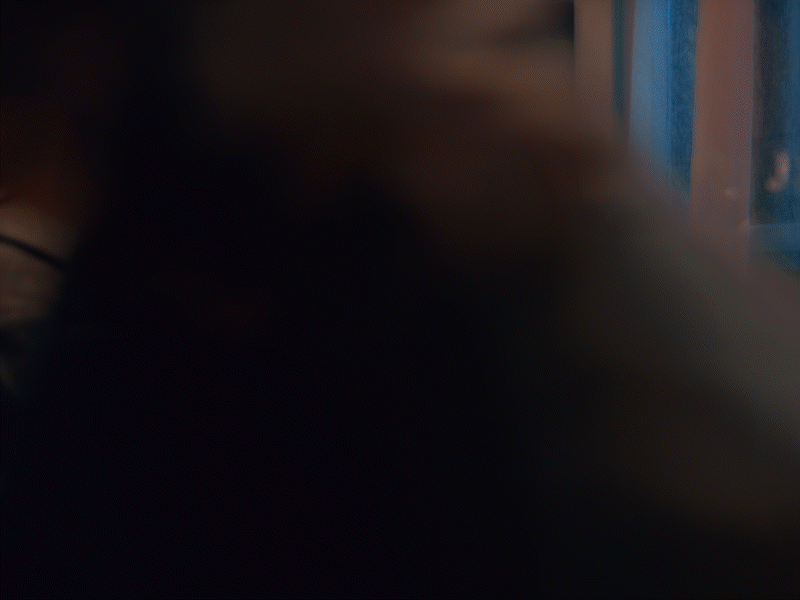 Familia de peste drum în pulovere de Crăciun